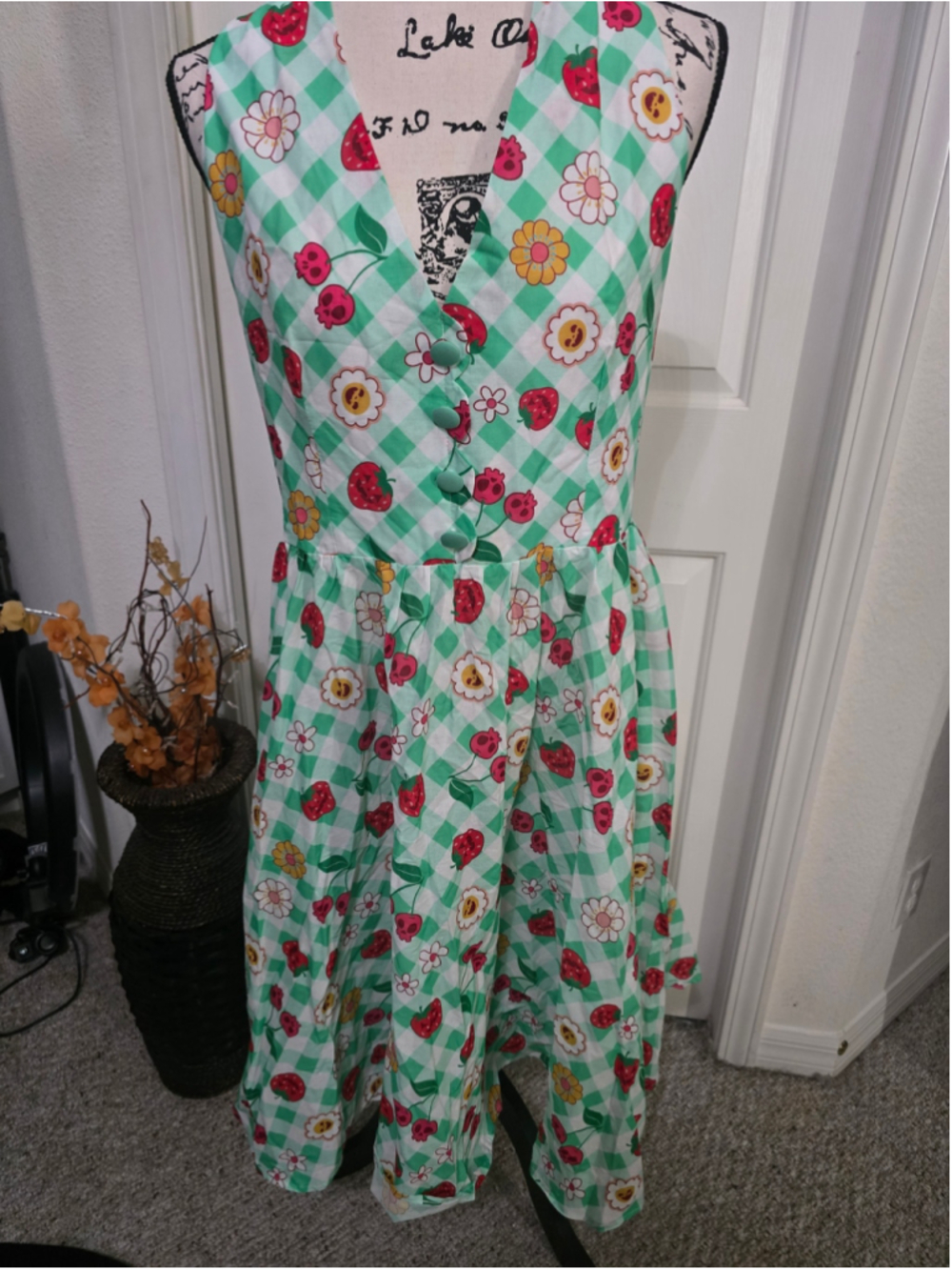 Unique Vintage Strawberry and Flower Summer Dress Size XL NWT